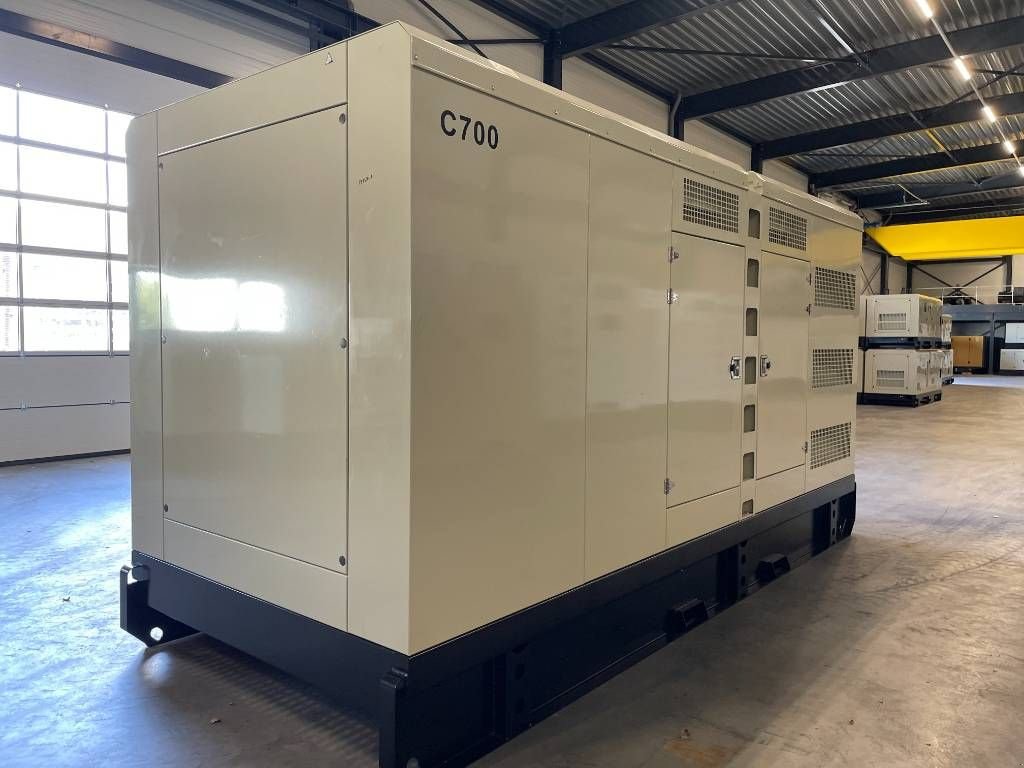 Notstromaggregat del tipo Cummins KTAA19-G6A - 700 kVA Generator - DPX-19848, Neumaschine en Dordrecht (Imagen 4)