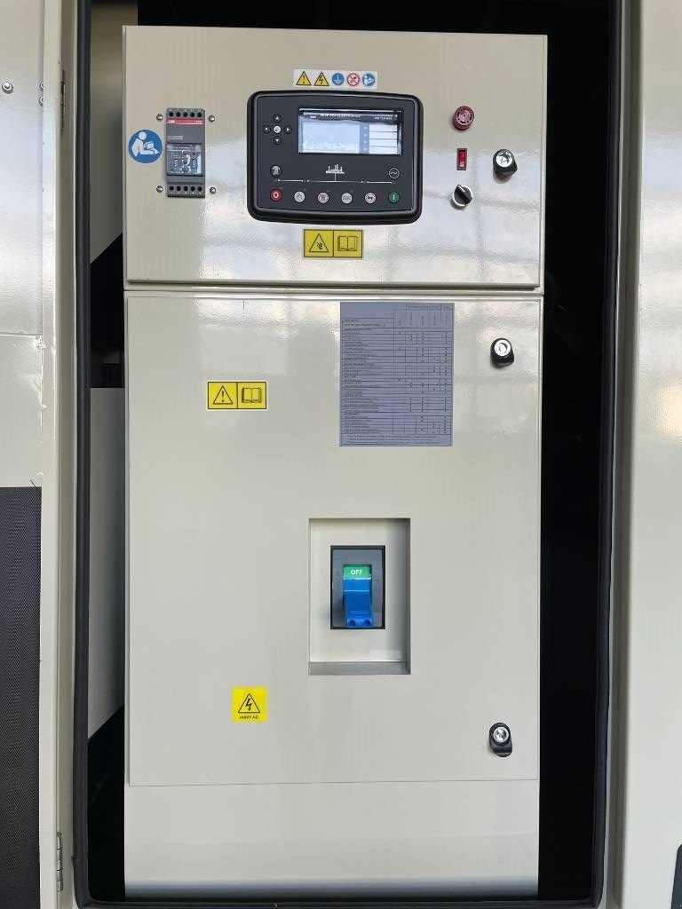 Notstromaggregat του τύπου Cummins QSK19-G11 - 800 kVA Generator - DPX-19849, Neumaschine σε Dordrecht (Φωτογραφία 10)