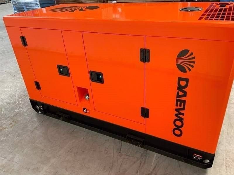 Notstromaggregat des Typs Daewoo DAGFS-50, Neumaschine in Andelst (Bild 3)