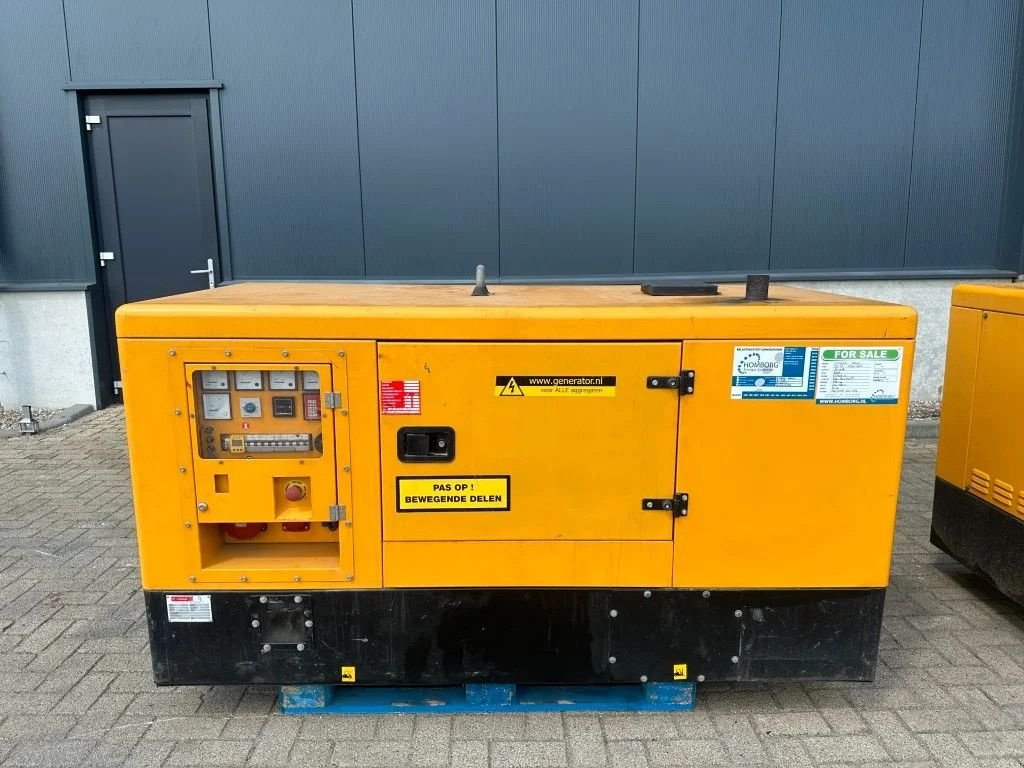 Notstromaggregat des Typs Deutz F4M 2011 Inmesol 30 kVA Silent generatorset, Gebrauchtmaschine in VEEN (Bild 2)