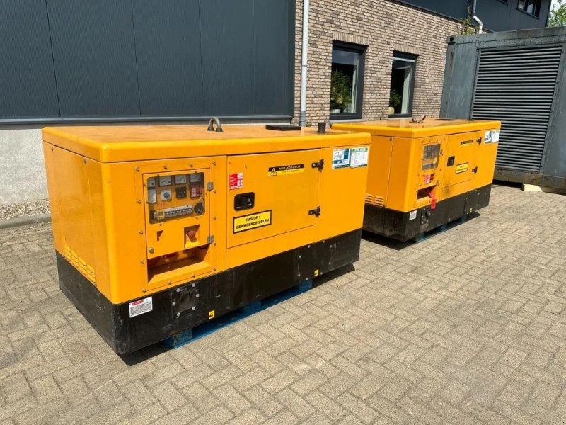 Notstromaggregat des Typs Deutz F4M 2011 Inmesol 30 kVA Silent generatorset, Gebrauchtmaschine in VEEN