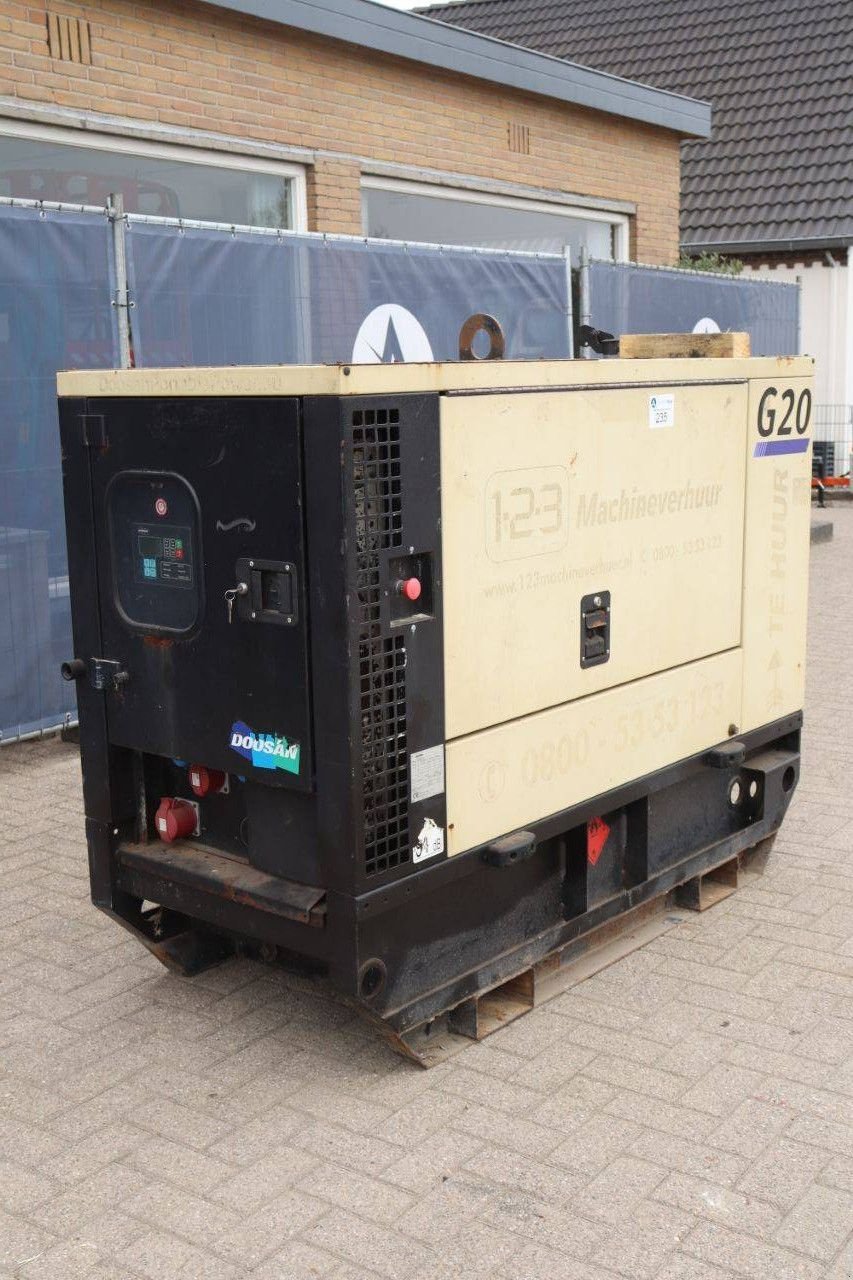 Notstromaggregat του τύπου Doosan G20, Gebrauchtmaschine σε Antwerpen (Φωτογραφία 9)