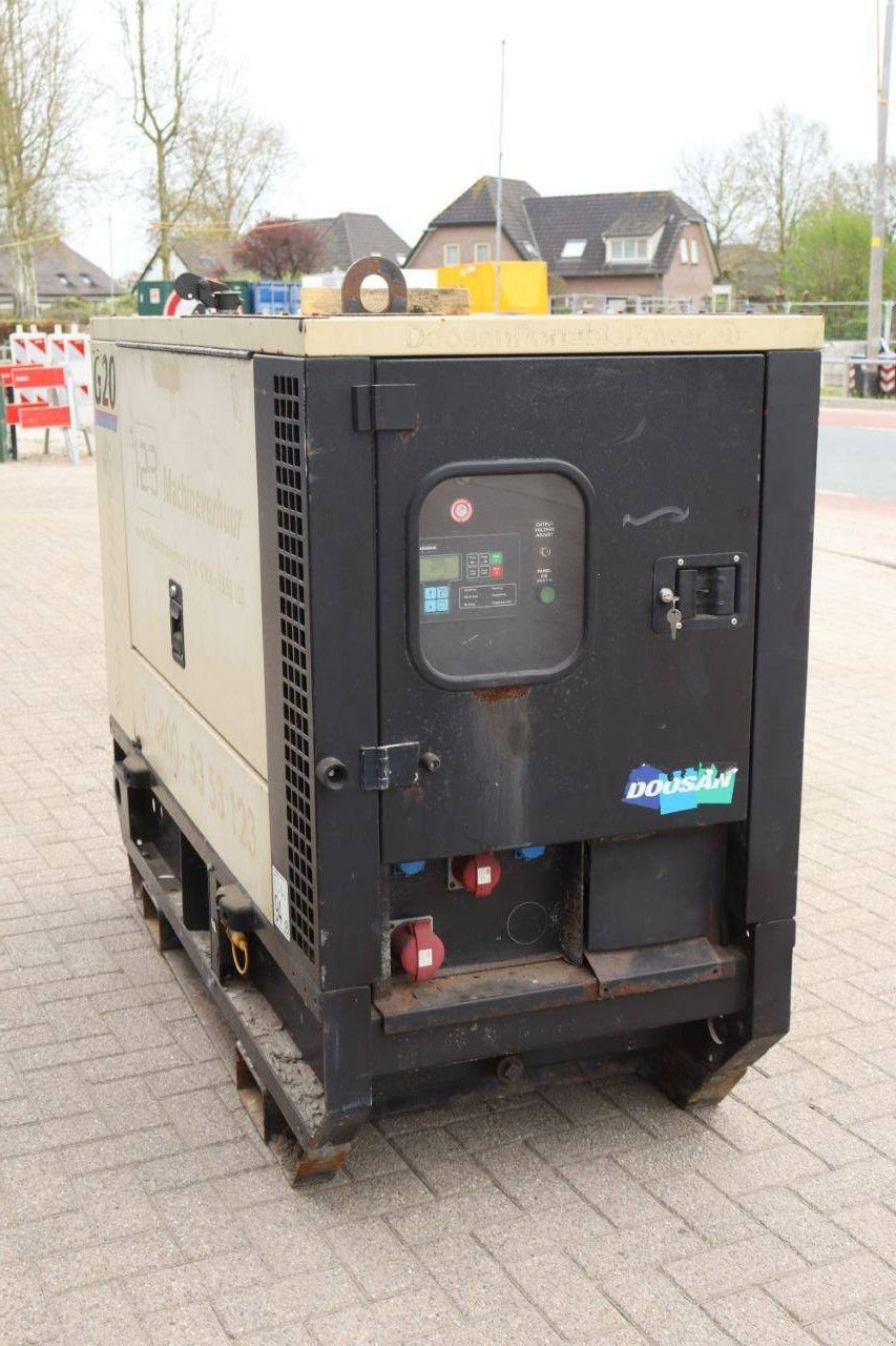 Notstromaggregat του τύπου Doosan G20, Gebrauchtmaschine σε Antwerpen (Φωτογραφία 7)