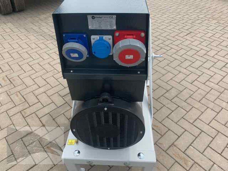 Notstromaggregat typu Ferbo FE 77 75 KVA 50 HZ Zapfwellengenerator, Neumaschine v Südheide (Obrázek 6)
