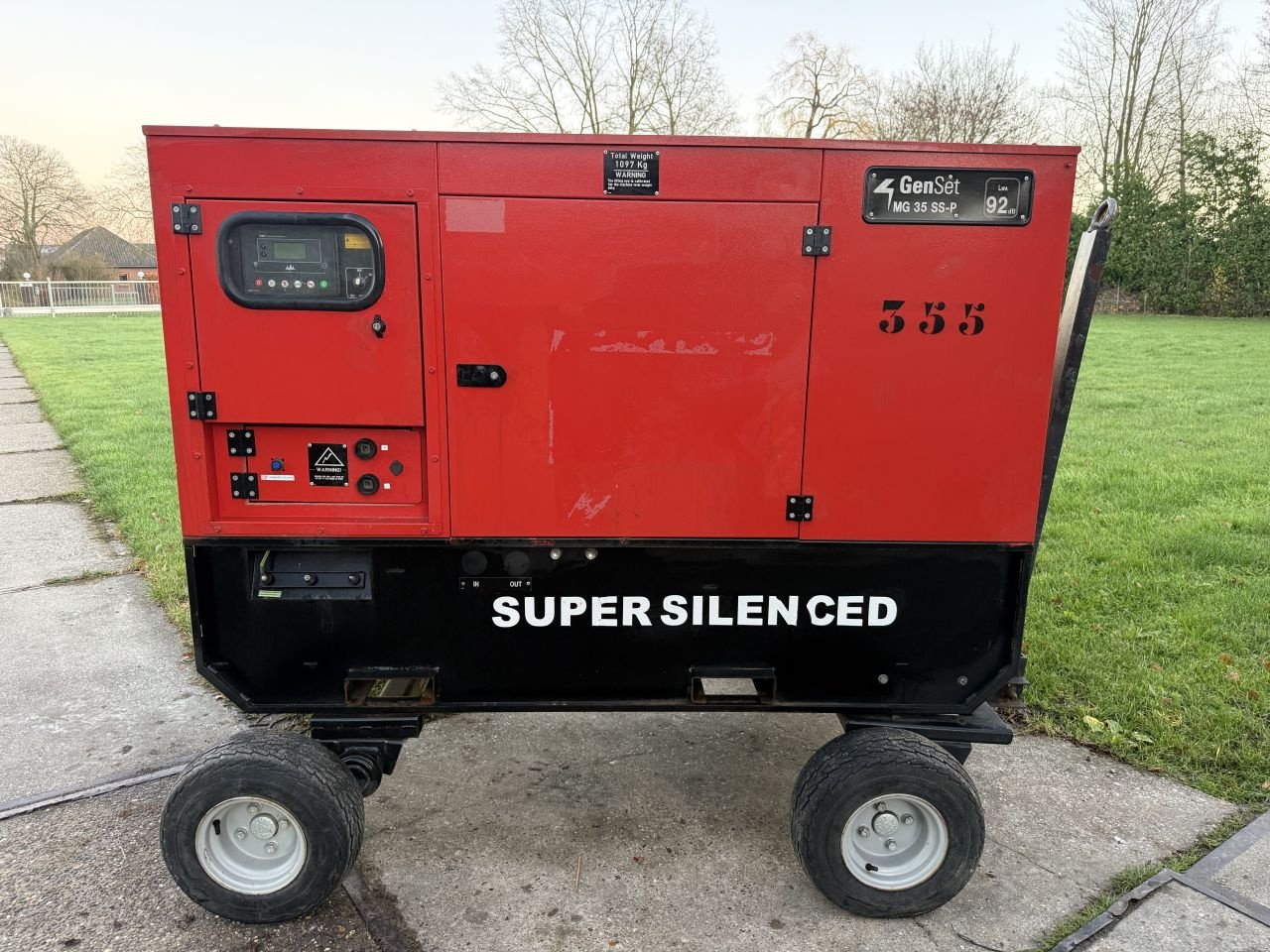 Notstromaggregat of the type Genset -, Gebrauchtmaschine in Hoenzadriel (Picture 1)