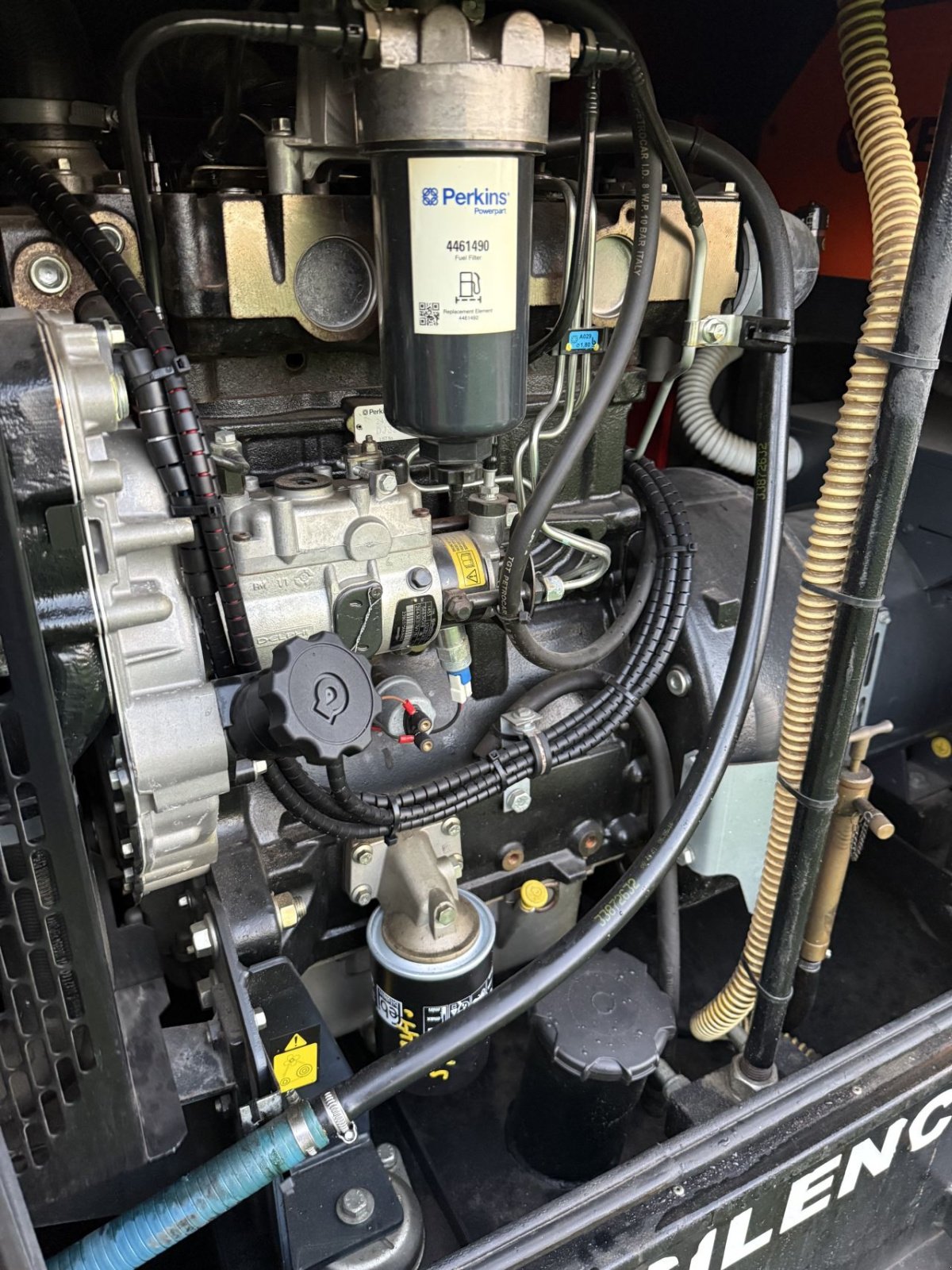 Notstromaggregat of the type Genset -, Gebrauchtmaschine in Hoenzadriel (Picture 7)