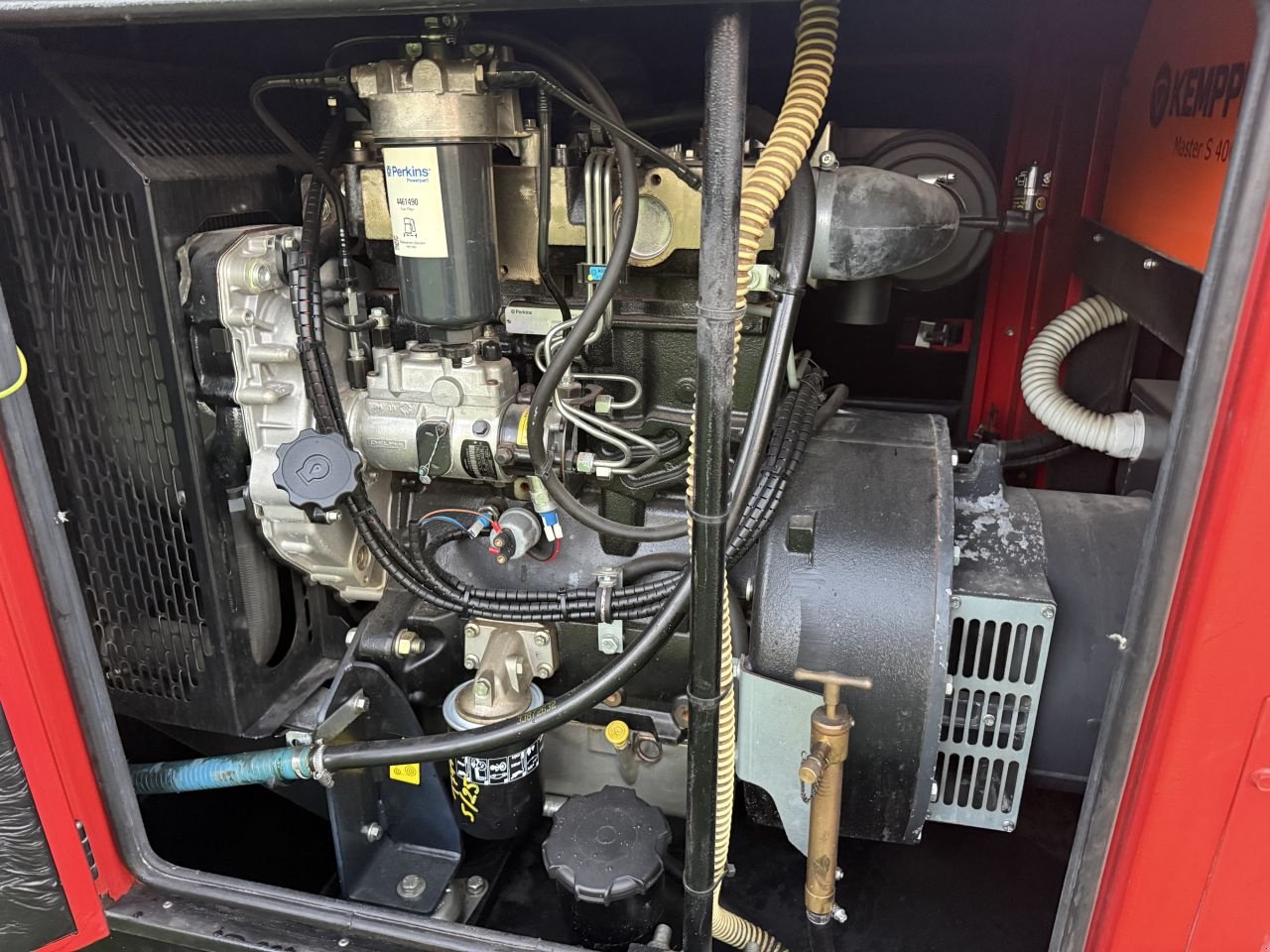 Notstromaggregat of the type Genset -, Gebrauchtmaschine in Hoenzadriel (Picture 8)