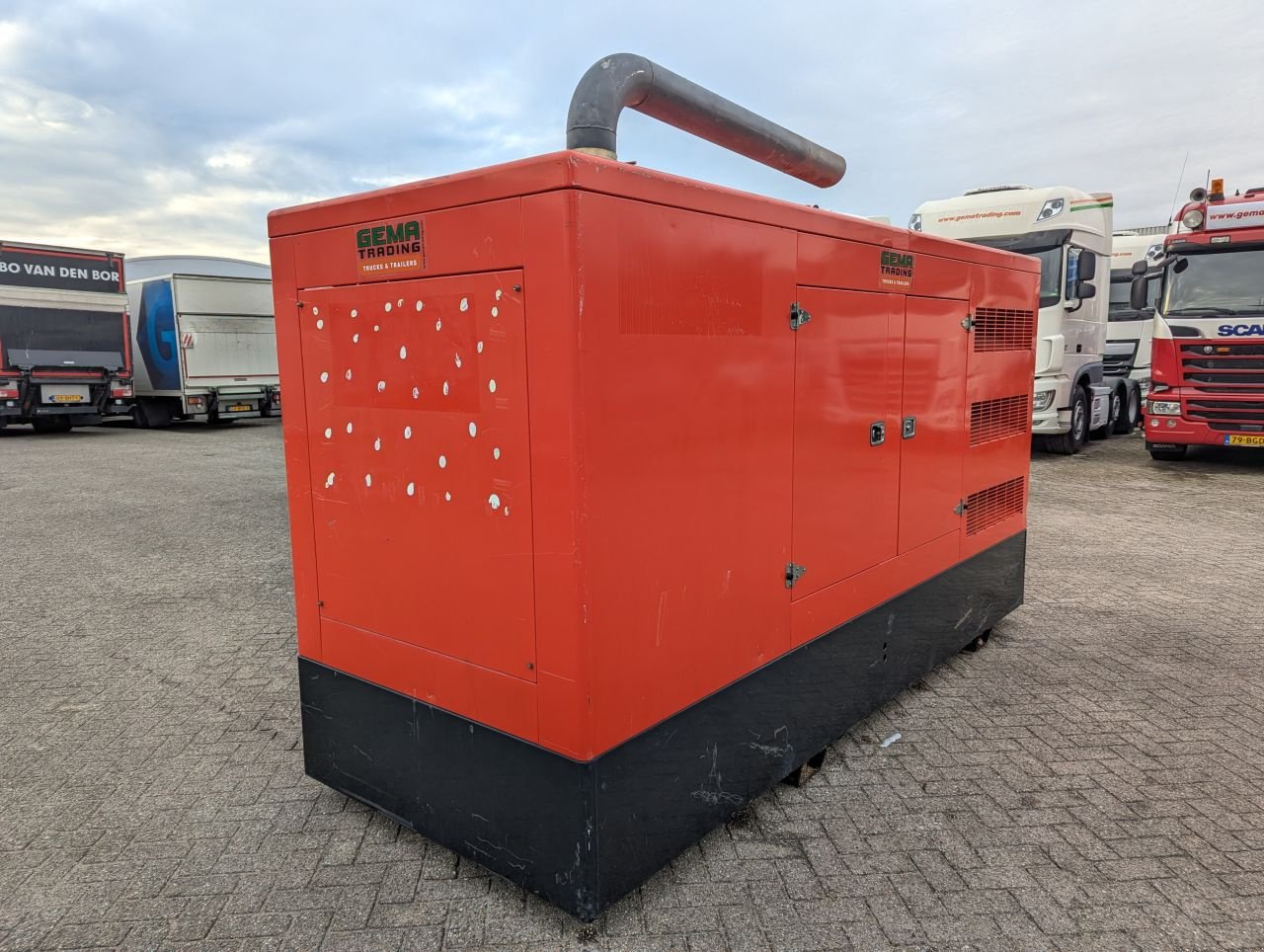 Notstromaggregat des Typs Himoinsa 25033, Gebrauchtmaschine in Oud Gastel (Bild 4)