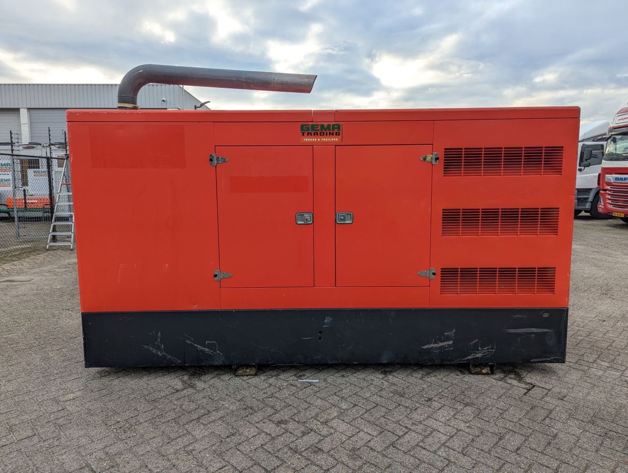 Notstromaggregat des Typs Himoinsa 25033, Gebrauchtmaschine in Oud Gastel (Bild 5)