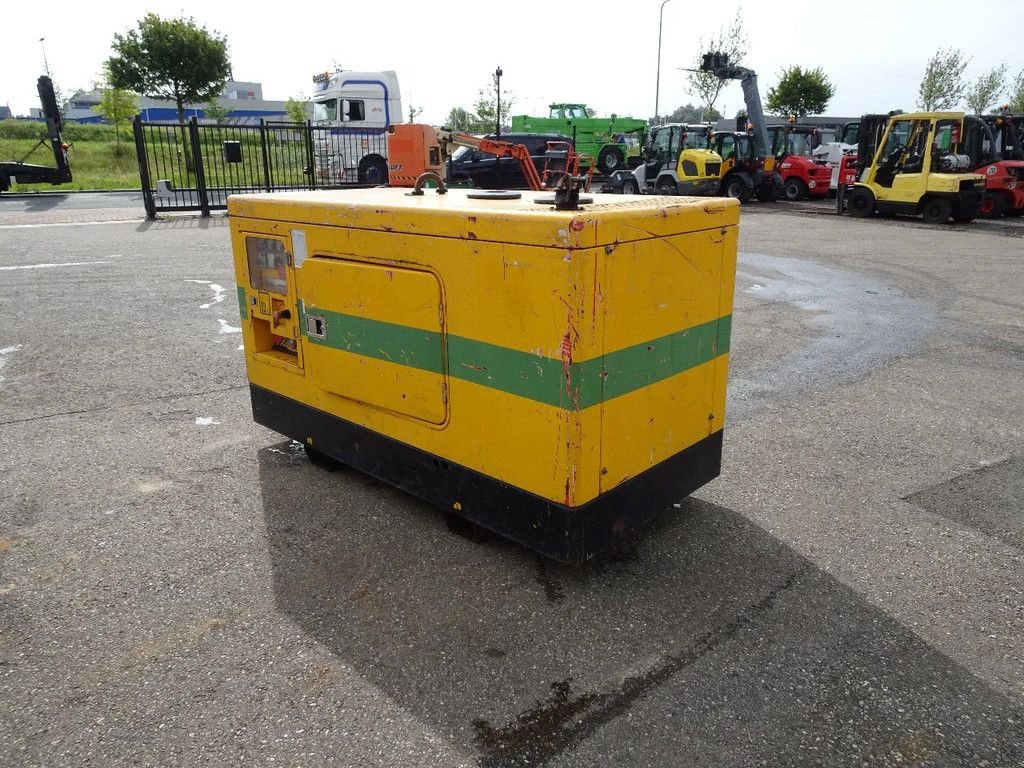 Notstromaggregat of the type Himoinsa H22.5, Gebrauchtmaschine in Zutphen (Picture 1)