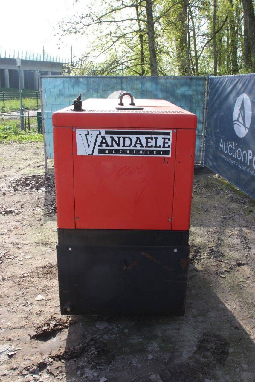 Notstromaggregat Türe ait Himoinsa HLW1-11, Gebrauchtmaschine içinde Antwerpen (resim 4)