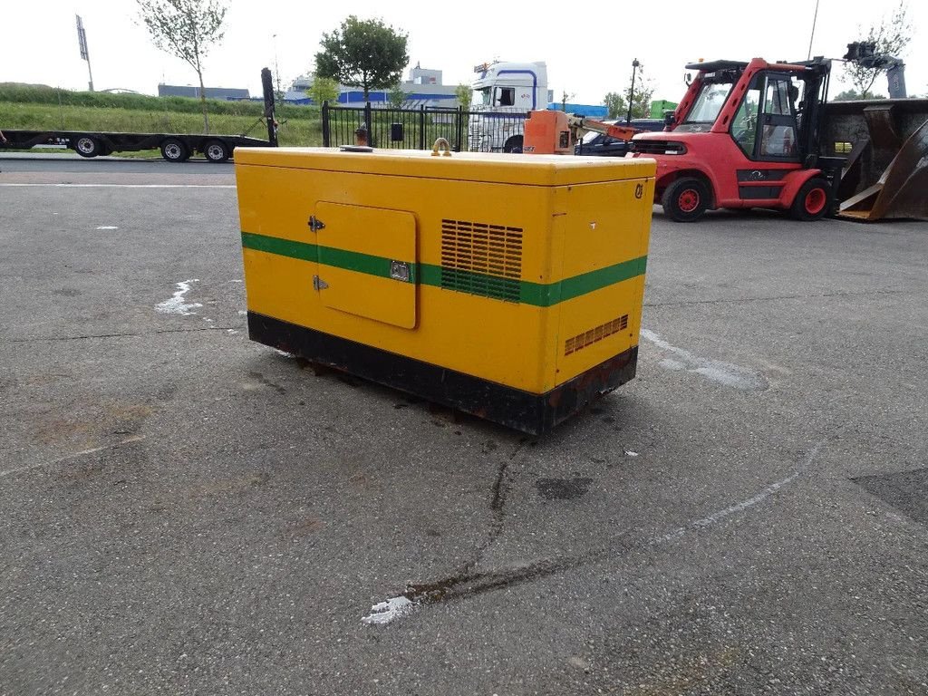 Notstromaggregat des Typs Himoinsa HW40, Gebrauchtmaschine in Zutphen (Bild 1)