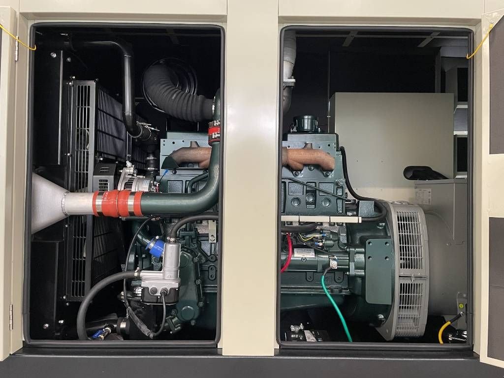 Notstromaggregat of the type Hyundai P086TI-1 - 165 kVA Generator - DPX-19851, Neumaschine in Dordrecht (Picture 9)