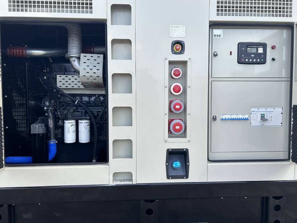 Notstromaggregat des Typs Iveco CR13TE2A - 385 kVA Generator - DPX-20510, Neumaschine in Oudenbosch (Bild 4)