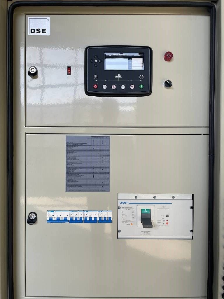 Notstromaggregat of the type Iveco CR13TE7W - 550 kVA Generator - DPX-19797, Neumaschine in Dordrecht (Picture 10)