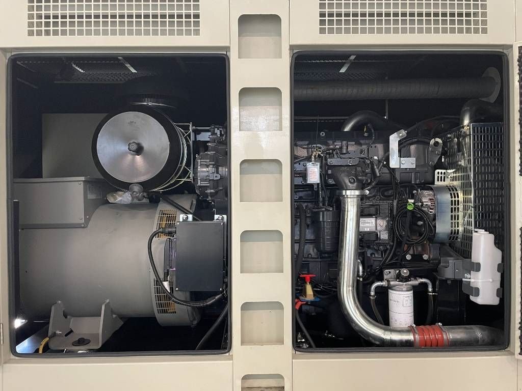 Notstromaggregat of the type Iveco CR13TE7W - 550 kVA Generator - DPX-19797, Neumaschine in Dordrecht (Picture 8)