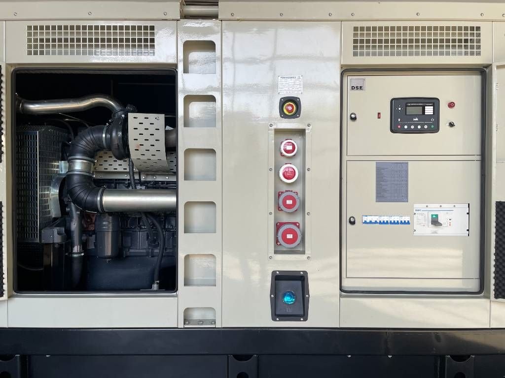Notstromaggregat of the type Iveco CR13TE7W - 550 kVA Generator - DPX-19797, Neumaschine in Dordrecht (Picture 9)