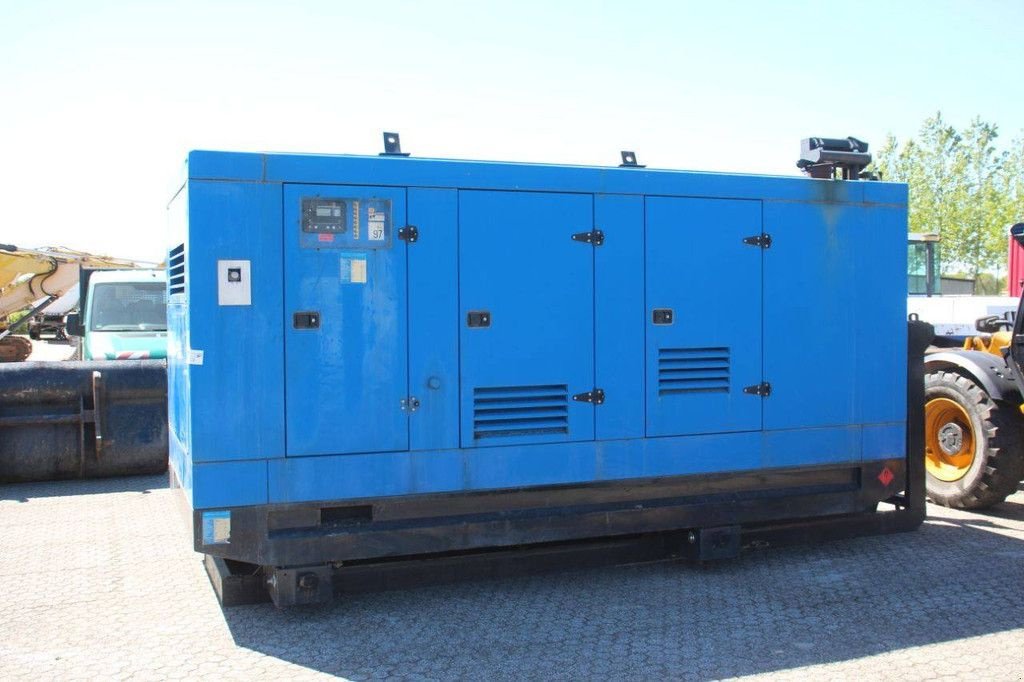 Notstromaggregat типа Iveco F2-800 KVA, Gebrauchtmaschine в Antwerpen (Фотография 1)