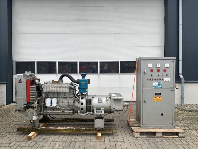 Notstromaggregat del tipo Iveco Fiat Leroy Somer 65 kVA generatorset ex emergency 253 hours !, Gebrauchtmaschine en VEEN (Imagen 1)