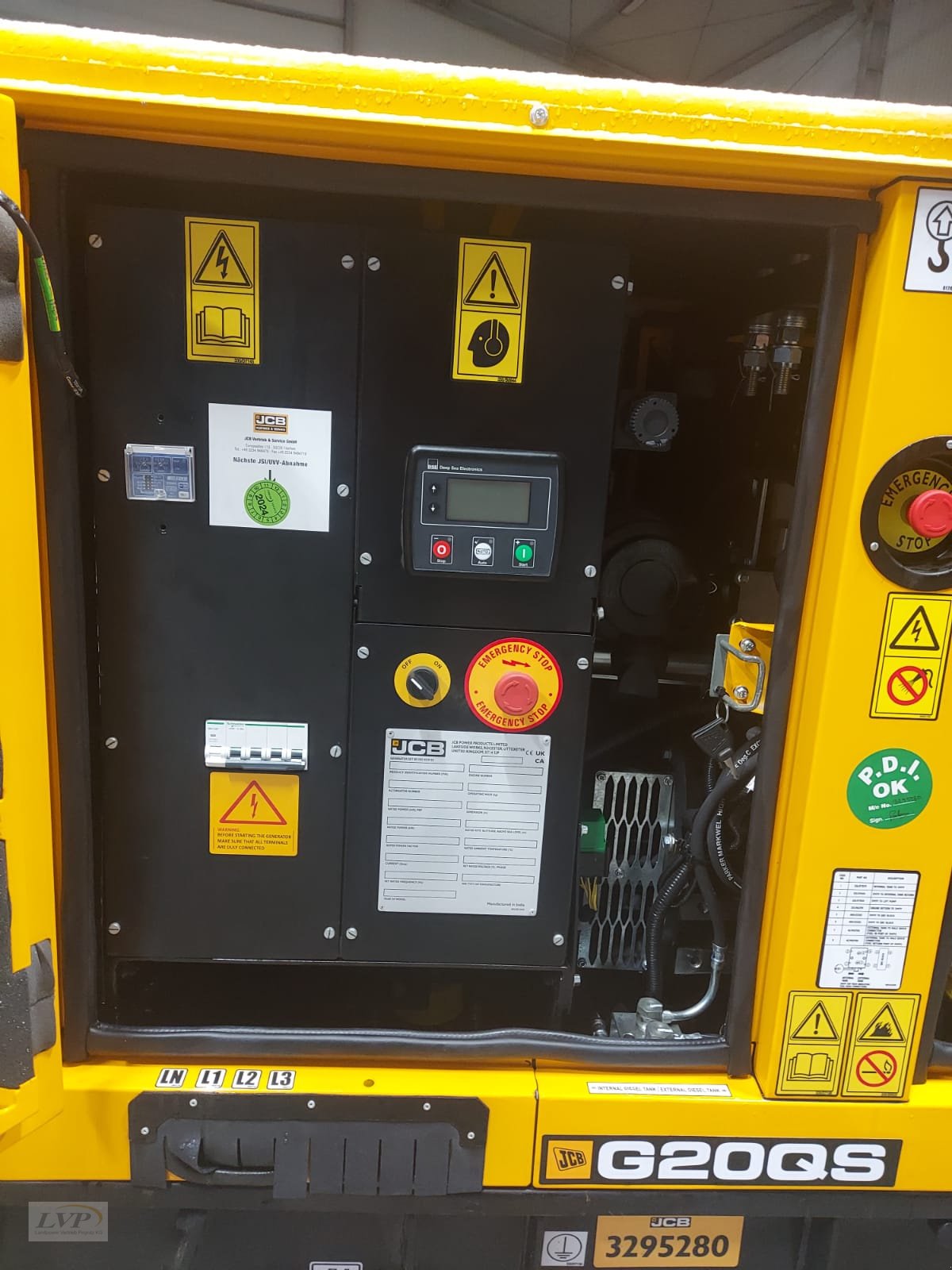 Notstromaggregat des Typs JCB G20QS 18KVA, Neumaschine in Pegnitz (Bild 6)