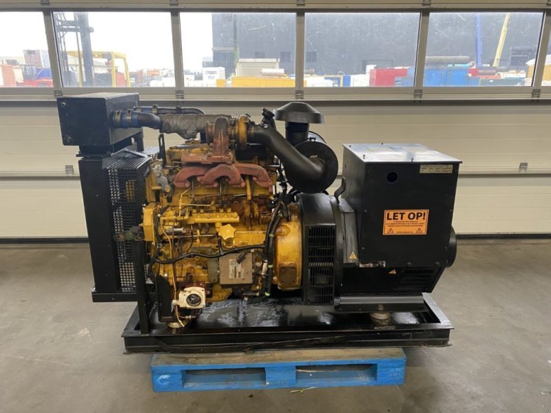 Notstromaggregat van het type John Deere 4045 HFU 79 Stamford 120 kVA generatorset, Gebrauchtmaschine in VEEN (Foto 1)