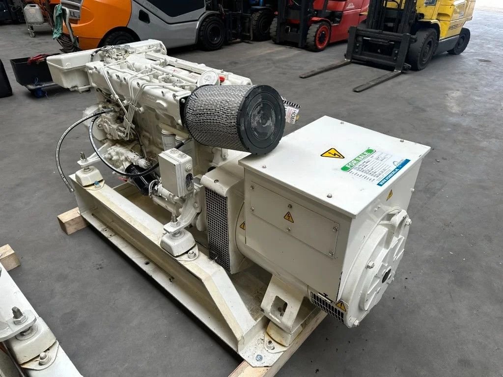 Notstromaggregat des Typs MAN D0826 E701 Leroy Somer 75 kVA Marine generatorset stroomgroep ag, Gebrauchtmaschine in VEEN (Bild 11)