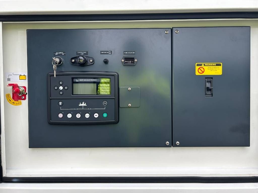 Notstromaggregat des Typs Perkins 1104C-44TA - 110 kVA Generator - DPX-20007-DP, Neumaschine in Oudenbosch (Bild 7)