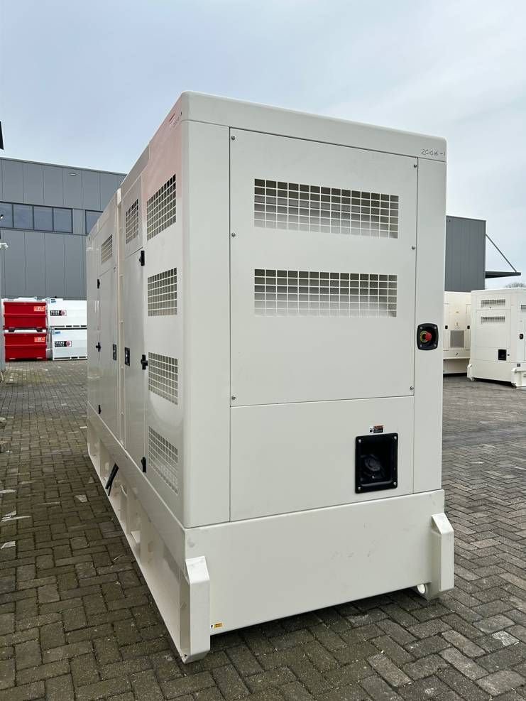 Notstromaggregat des Typs Perkins 2206A-E13TAG2 - 385 kVA Generator - DPX-20016, Neumaschine in Oudenbosch (Bild 3)