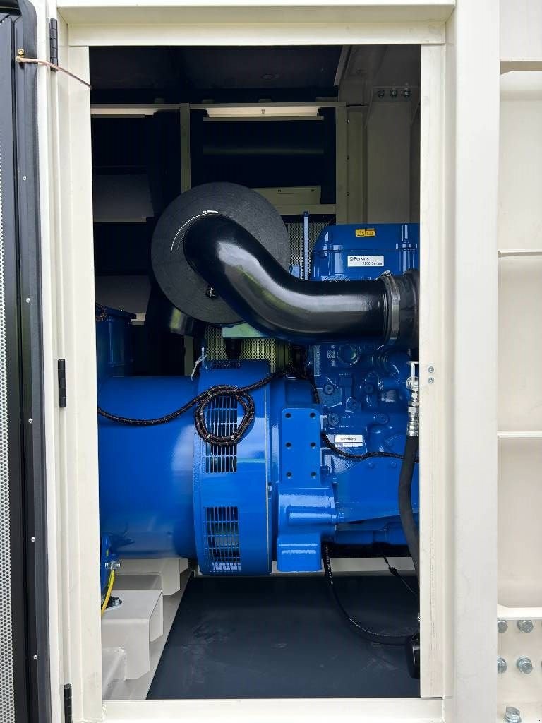 Notstromaggregat des Typs Perkins 2206A-E13TAG2 - 385 kVA Generator - DPX-20016, Neumaschine in Oudenbosch (Bild 11)