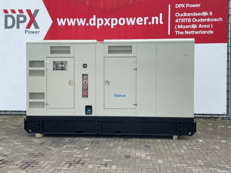 Notstromaggregat des Typs Perkins 2806D-E18TAG1A - 700 kVA Generator - DPX-19816, Neumaschine in Oudenbosch (Bild 1)
