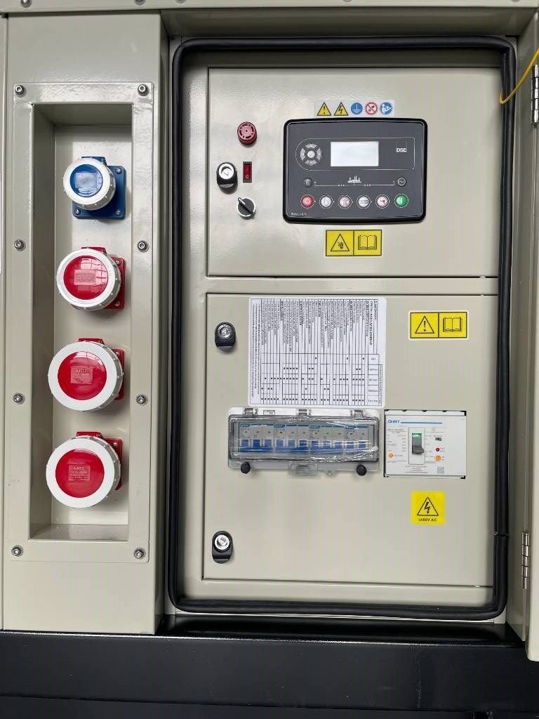 Notstromaggregat van het type Perkins 403A-15G2 - 17 kVA Generator - DPX-19800.1, Neumaschine in Dordrecht (Foto 9)