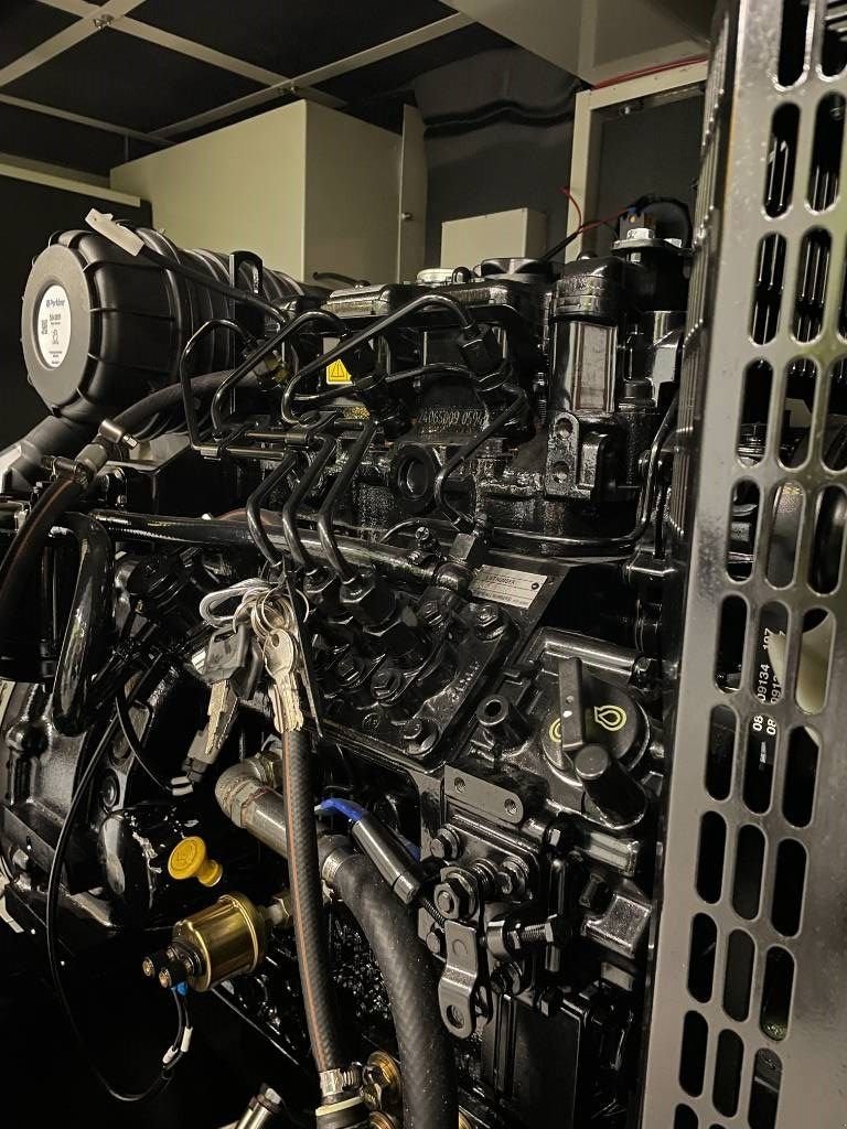 Notstromaggregat des Typs Perkins 403D-15 - 15 kVA Generator - DPX-19800, Neumaschine in Dordrecht (Bild 11)