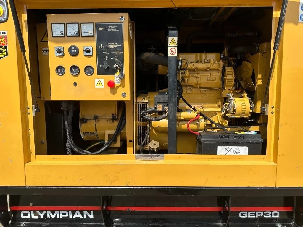 Notstromaggregat des Typs Perkins Olympian GEP 30 kVA Silent generatorset, Gebrauchtmaschine in VEEN (Bild 7)