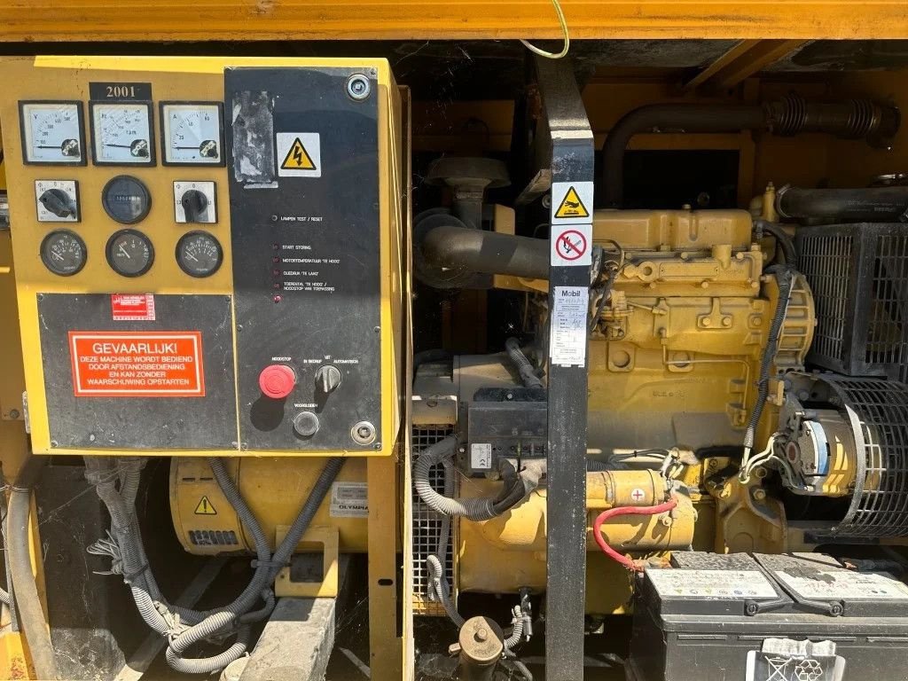 Notstromaggregat des Typs Perkins Olympian GEP 30 kVA Silent generatorset, Gebrauchtmaschine in VEEN (Bild 11)