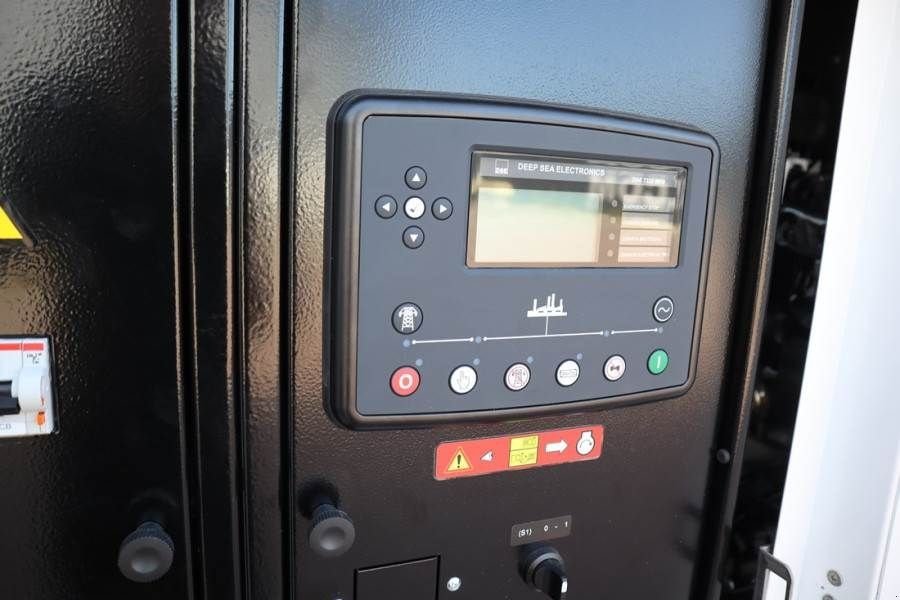 Notstromaggregat типа Pramac GPW60I/FS5 Diesel, 60 kVA, Also Available For Rent, Gebrauchtmaschine в Groenlo (Фотография 4)