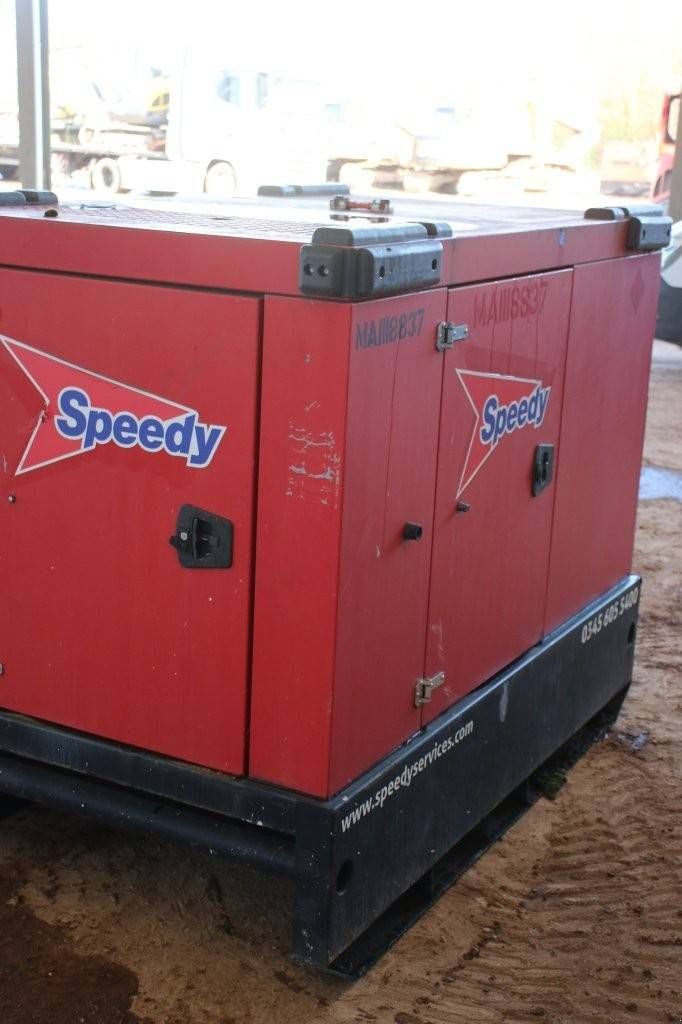 Notstromaggregat от тип Pramac GRW22, Gebrauchtmaschine в Antwerpen (Снимка 5)