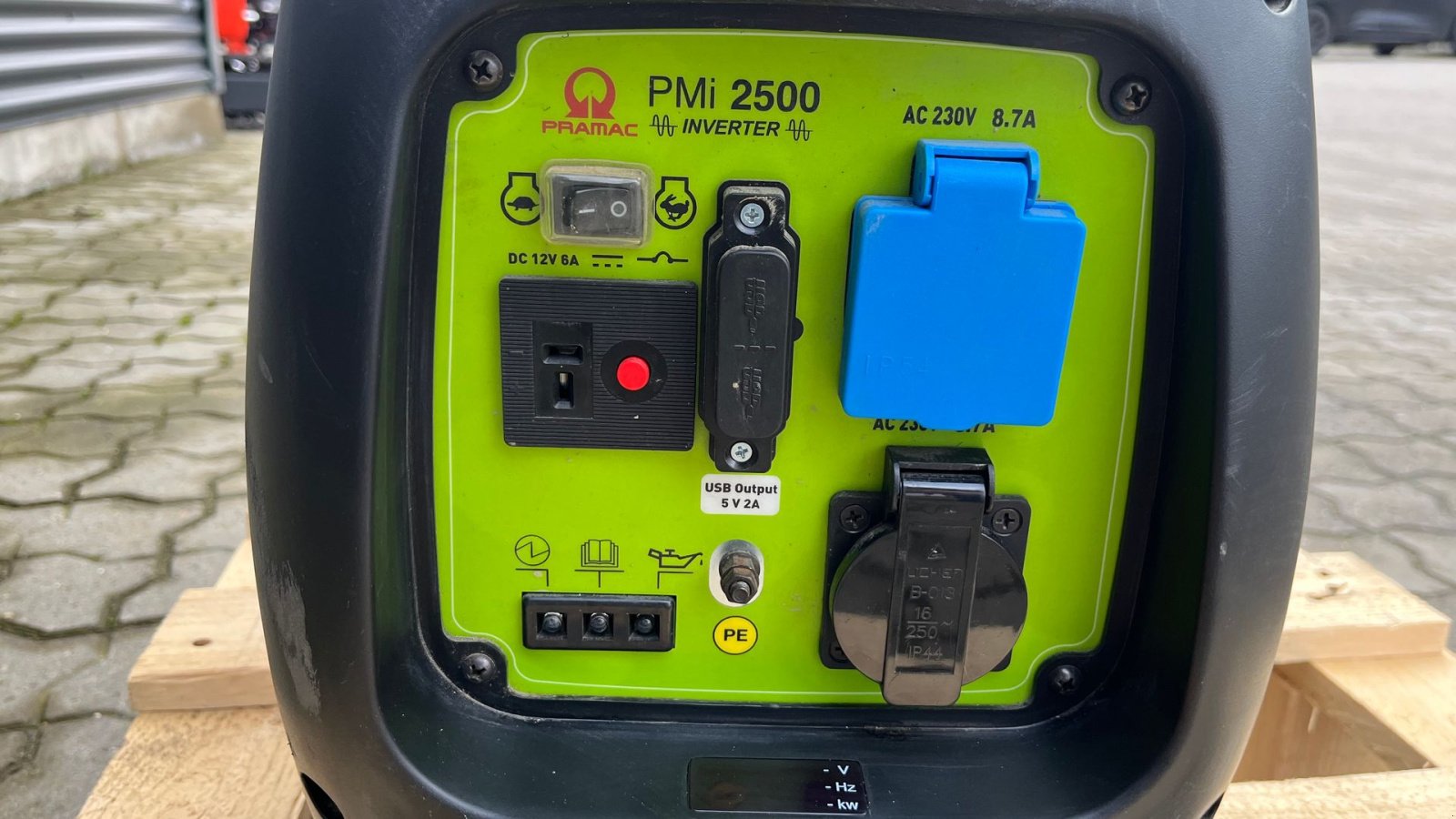 Notstromaggregat des Typs Pramac pmi2500 2,0kW benzin generator, Gebrauchtmaschine in Rønnede (Bild 8)