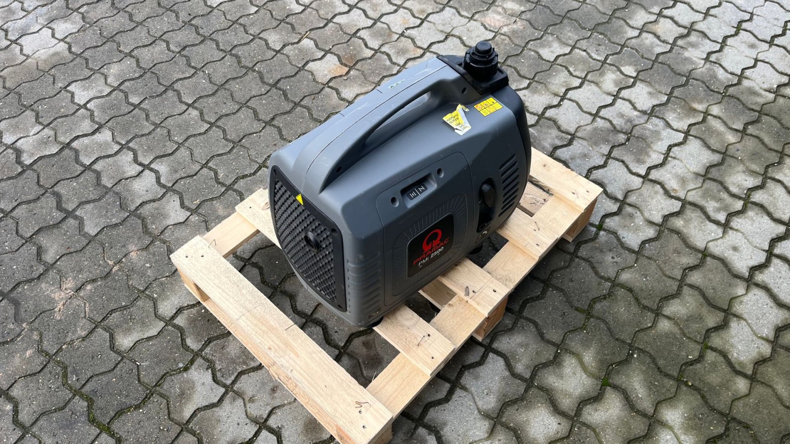 Notstromaggregat des Typs Pramac pmi2500 2,0kW benzin generator, Gebrauchtmaschine in Rønnede (Bild 2)