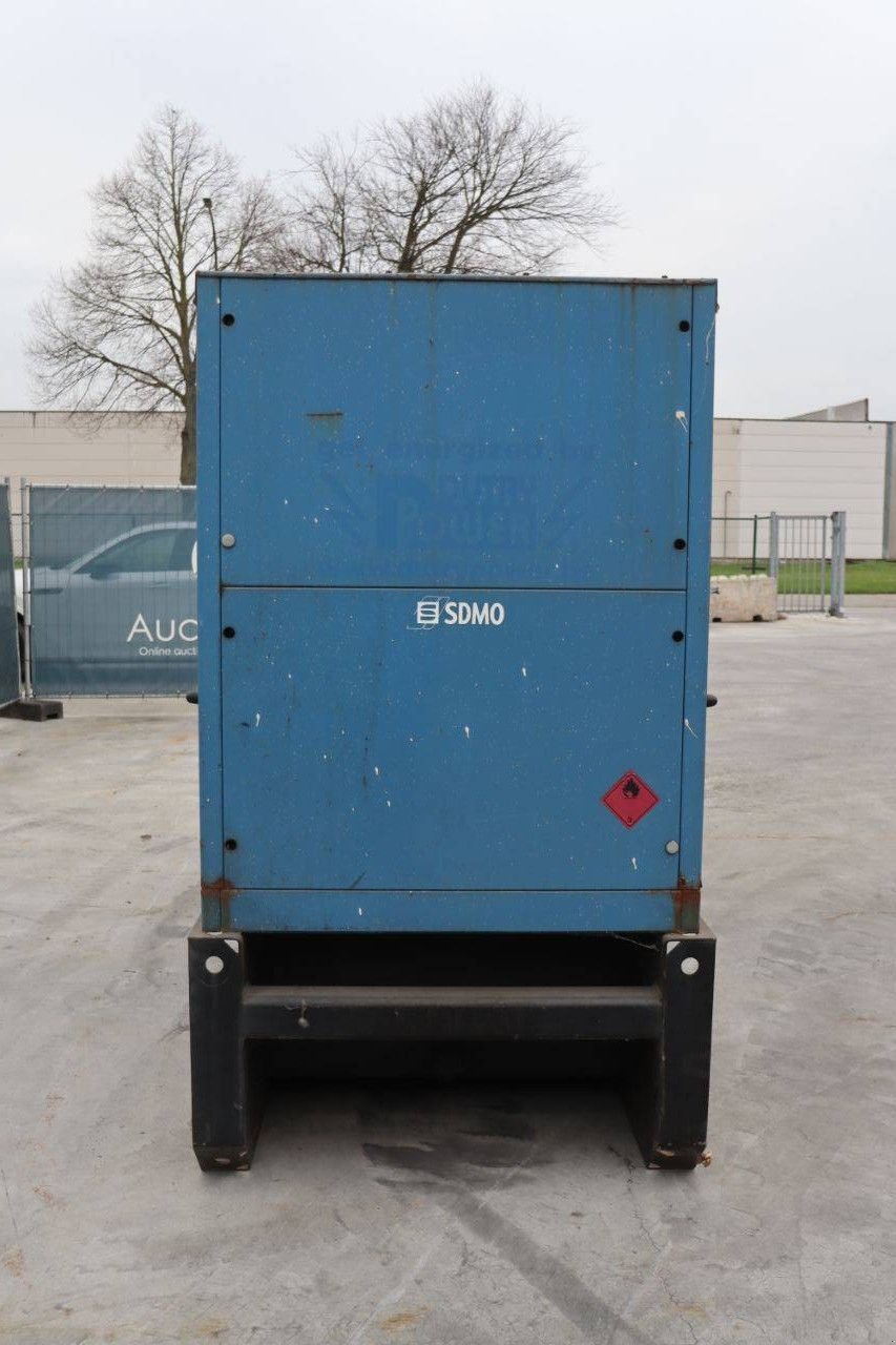 Notstromaggregat del tipo SDMO 150 KVA, Gebrauchtmaschine en Antwerpen (Imagen 9)