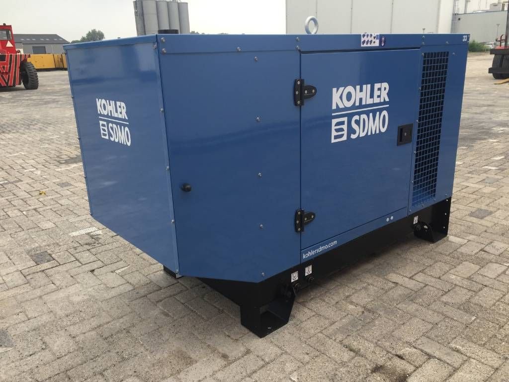 Notstromaggregat des Typs SDMO J33 - 33 kVA Generator - DPX-17101, Neumaschine in Oudenbosch (Bild 3)