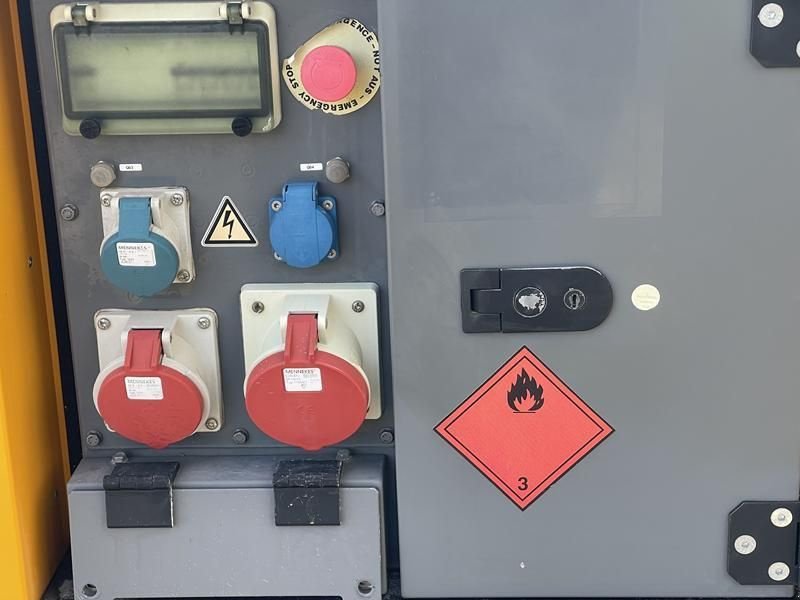 Notstromaggregat van het type SDMO R 44 C 3, Gebrauchtmaschine in Waregem (Foto 9)