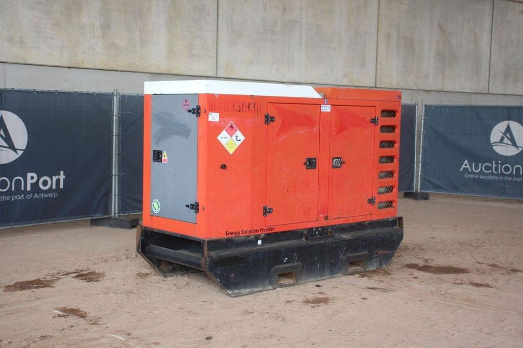 Notstromaggregat del tipo SDMO R110, Gebrauchtmaschine In Antwerpen (Immagine 9)