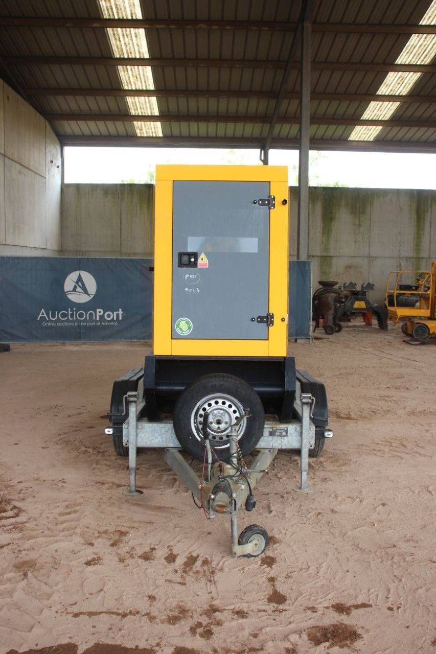 Notstromaggregat a típus SDMO R110C3, Gebrauchtmaschine ekkor: Antwerpen (Kép 8)