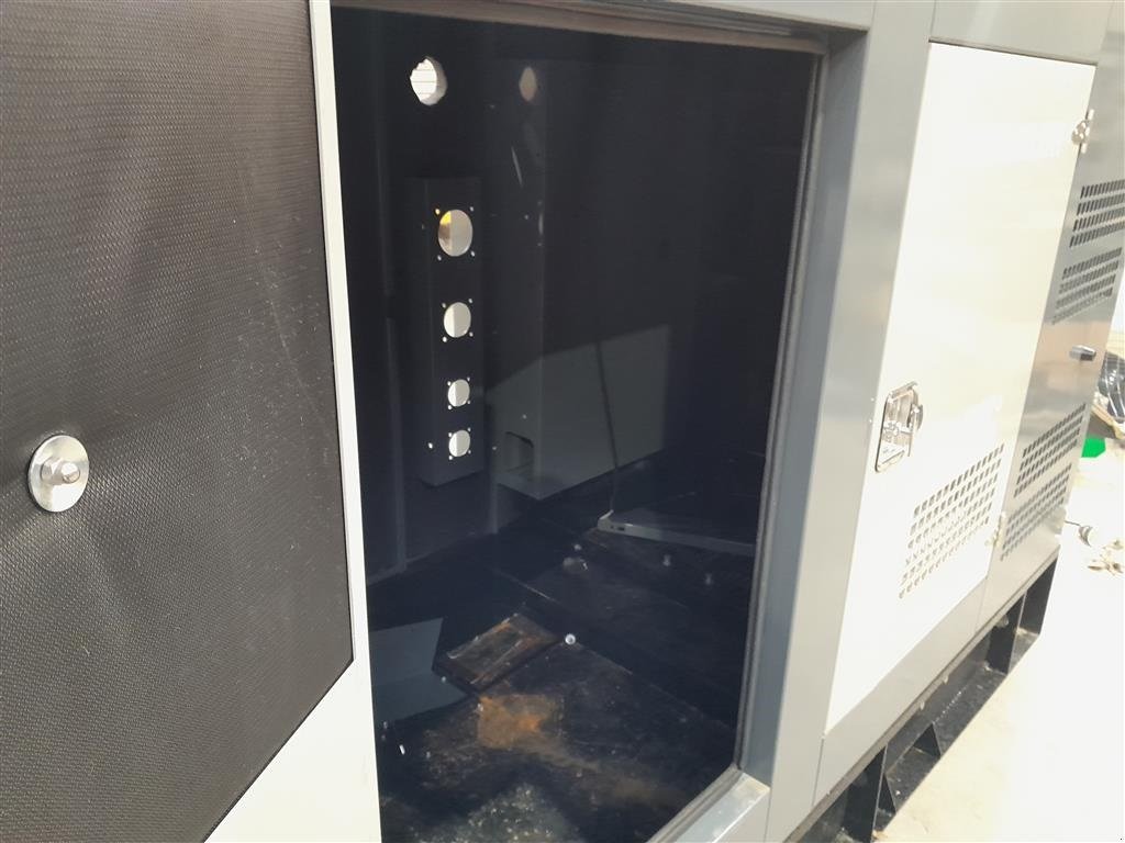 Notstromaggregat des Typs Sommer Generator kabinet, Gebrauchtmaschine in Rødekro (Bild 5)