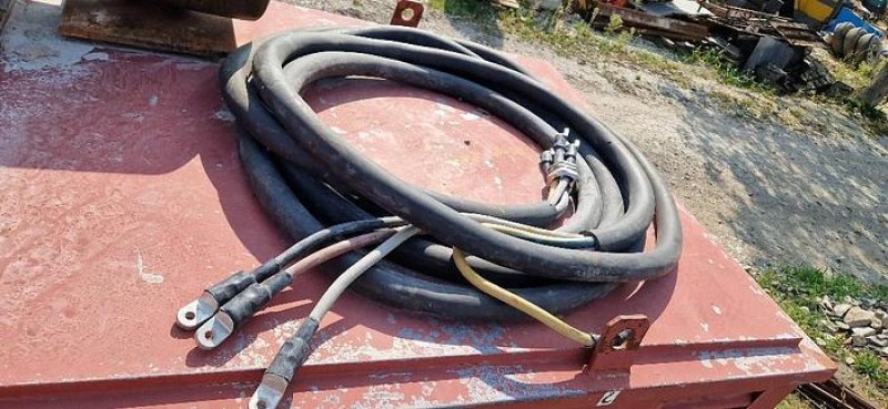 Notstromaggregat des Typs Sonstige 250 KVA Notstromgenerator / Gen Set, Gebrauchtmaschine in Göpfritz an der Wild (Bild 4)