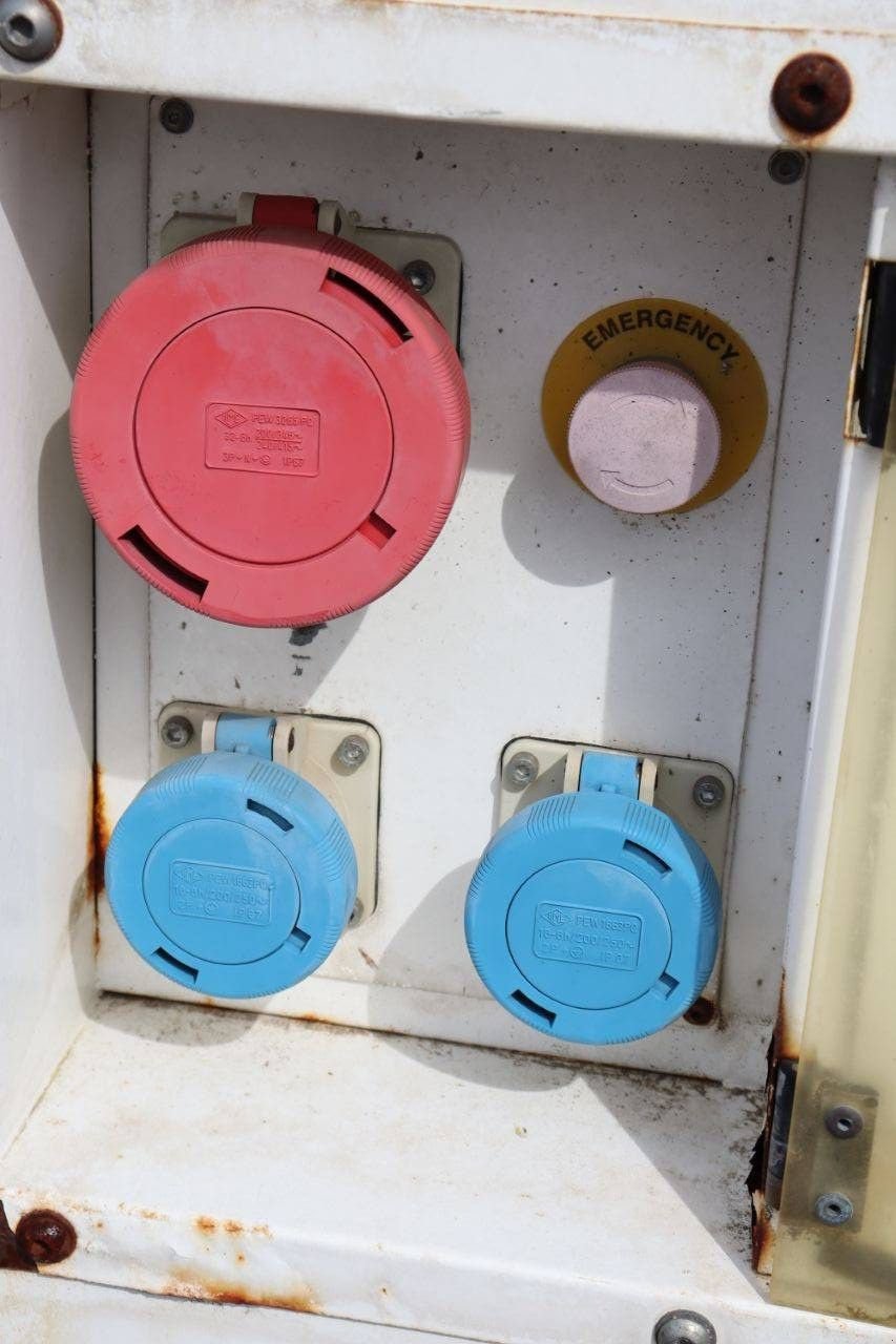 Notstromaggregat of the type Sonstige 6000, Gebrauchtmaschine in Antwerpen (Picture 11)