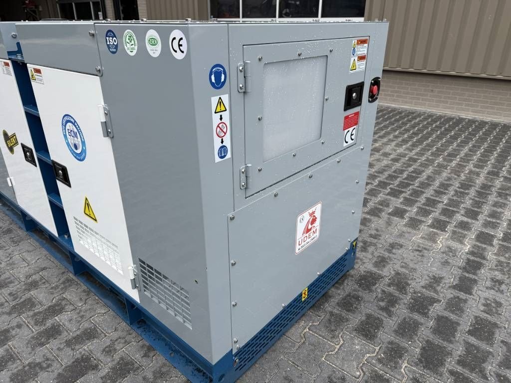 Notstromaggregat του τύπου Sonstige Ashita 110 KVA aggregaat, Neumaschine σε Luttenberg (Φωτογραφία 4)