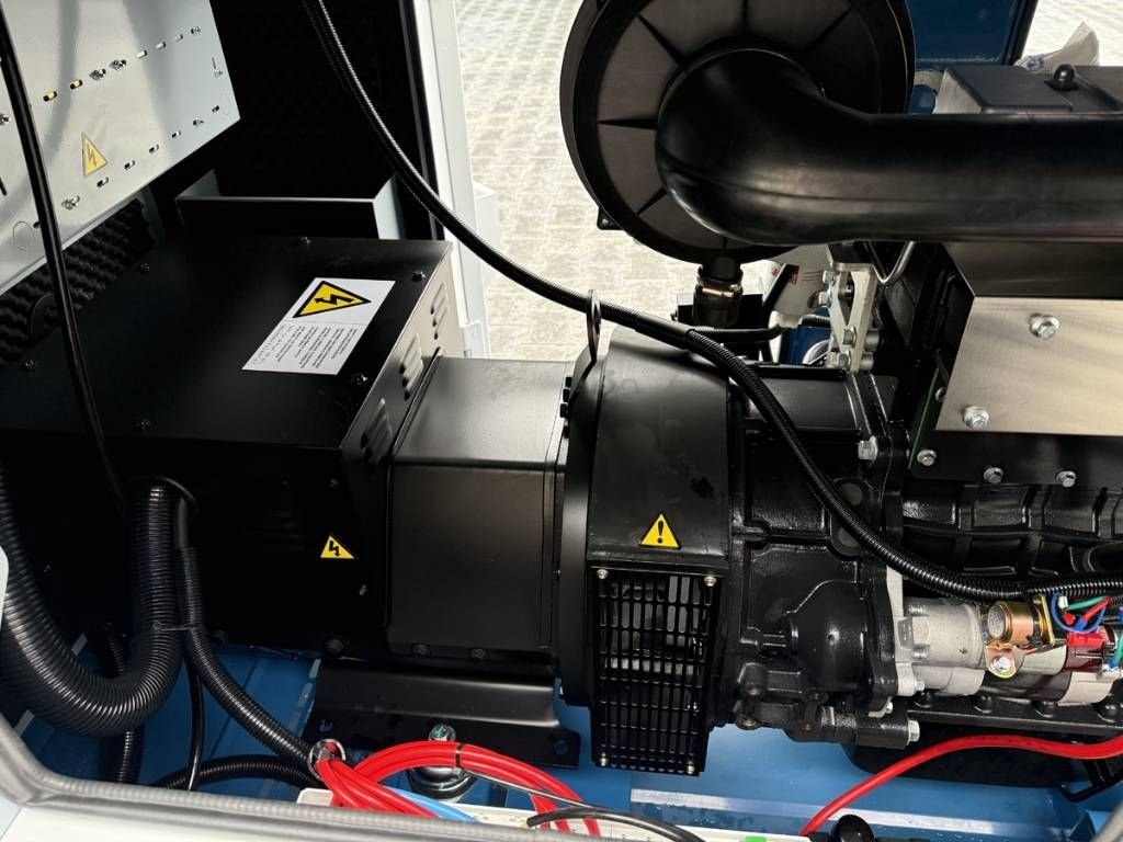 Notstromaggregat del tipo Sonstige Ashita 110 KVA, Neumaschine In Luttenberg (Immagine 11)