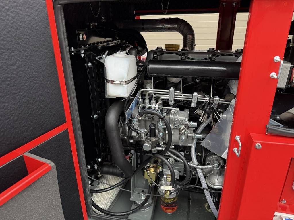 Notstromaggregat Türe ait Sonstige Ashita 30 KVA, Neumaschine içinde Luttenberg (resim 4)