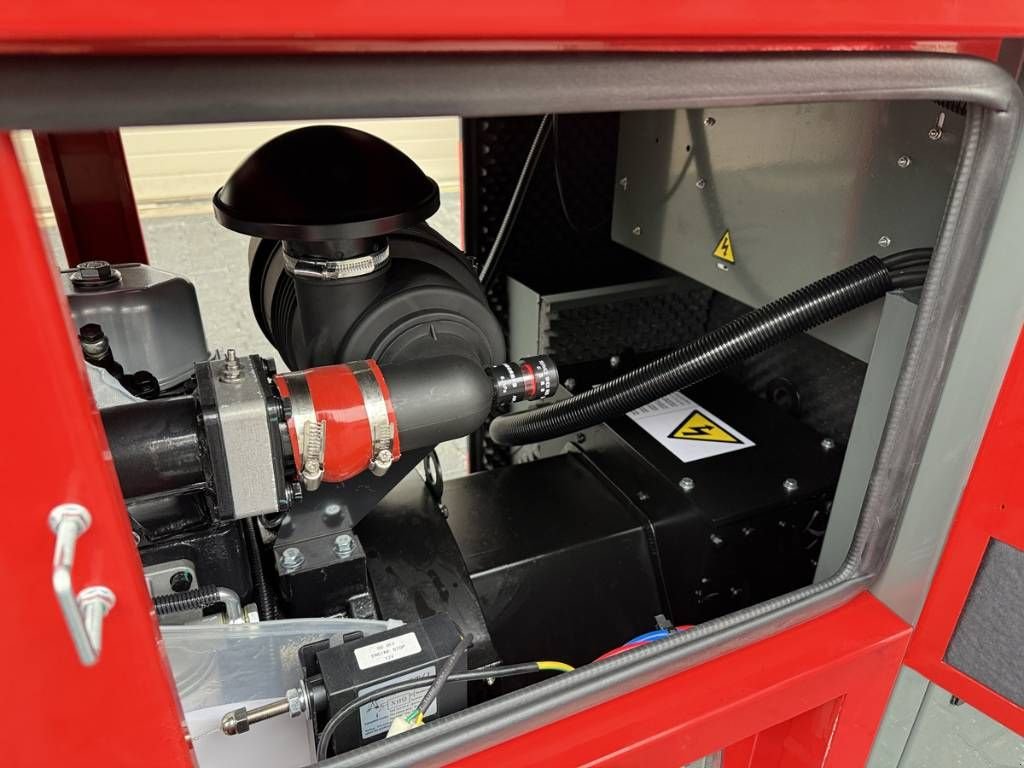 Notstromaggregat Türe ait Sonstige Ashita 30 KVA, Neumaschine içinde Luttenberg (resim 5)